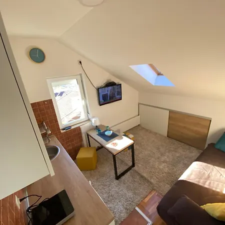 Jelena דירה Brzeće